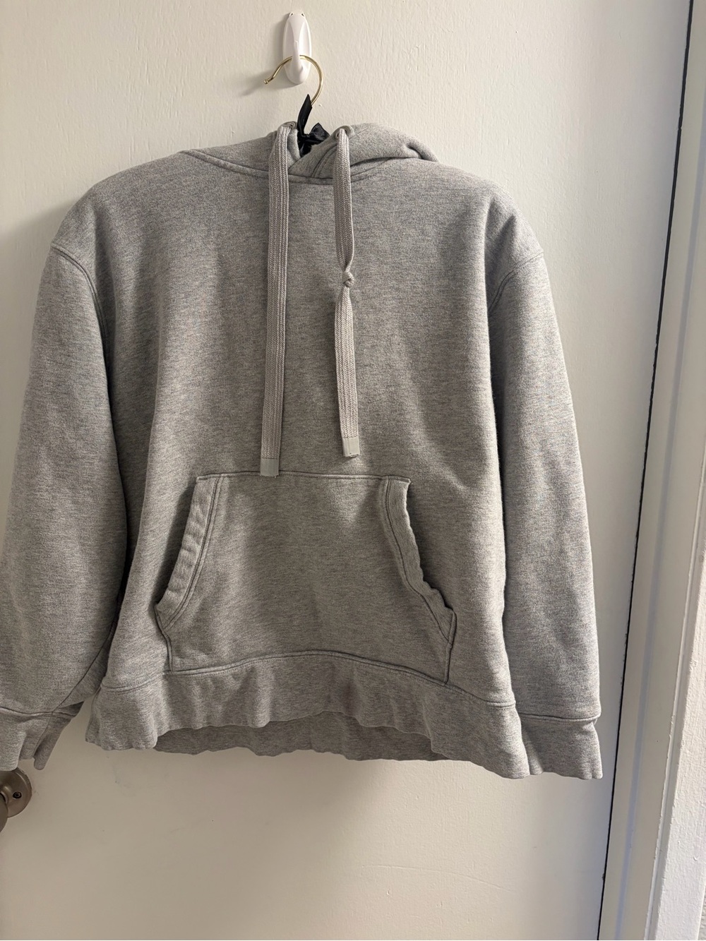 Athleta Heather Gray Cozy Fleece Kangaroo Pocket Pullover Hoodie Size M